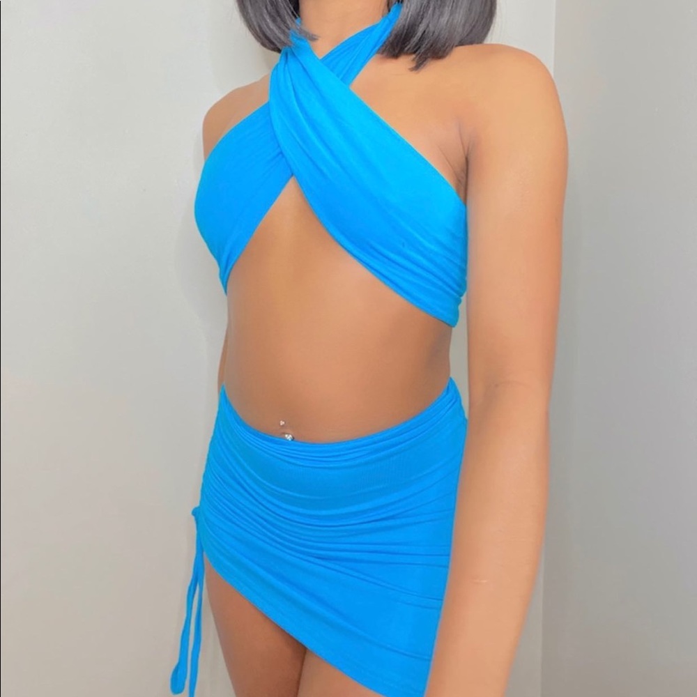 Two piece set